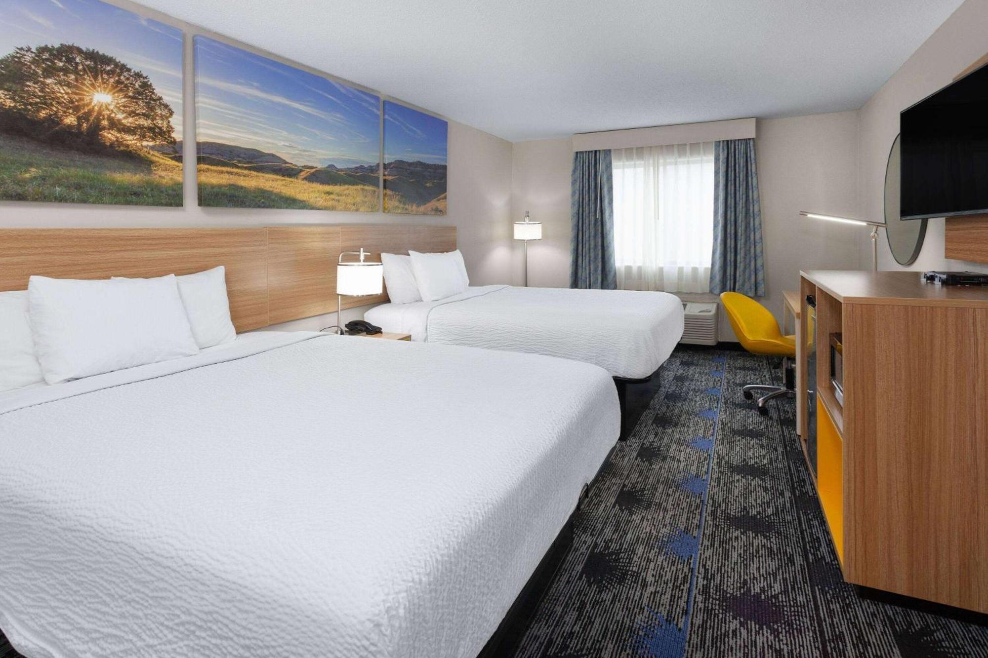 Days Inn By Wyndham Wooster Buitenkant foto