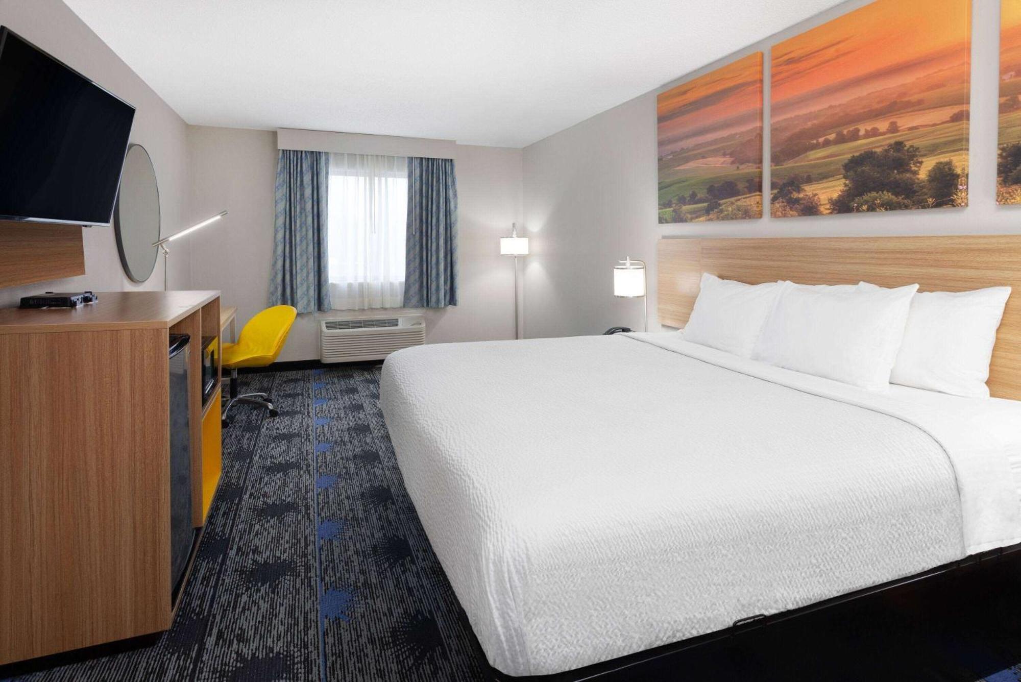 Days Inn By Wyndham Wooster Buitenkant foto
