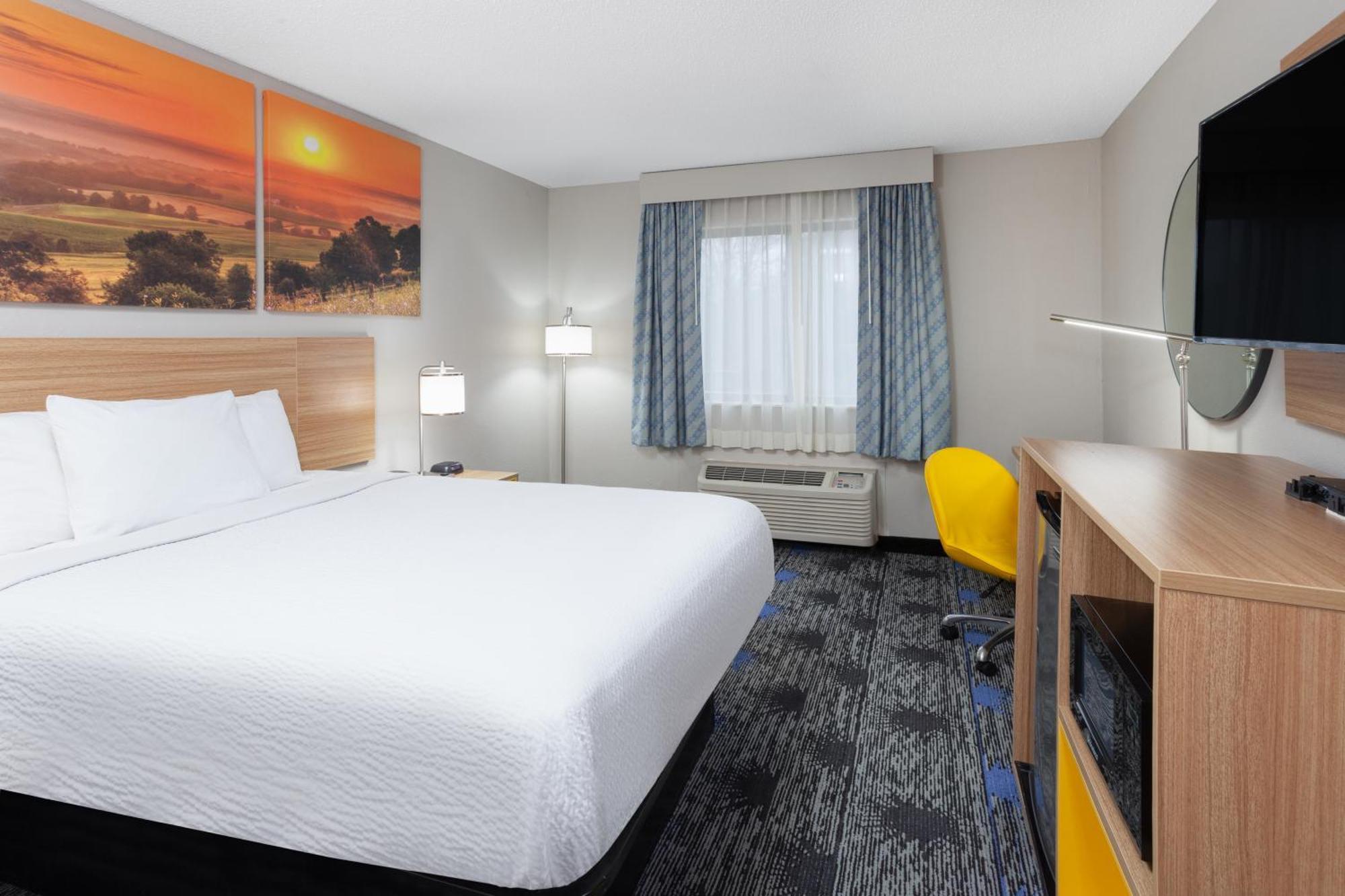 Days Inn By Wyndham Wooster Buitenkant foto