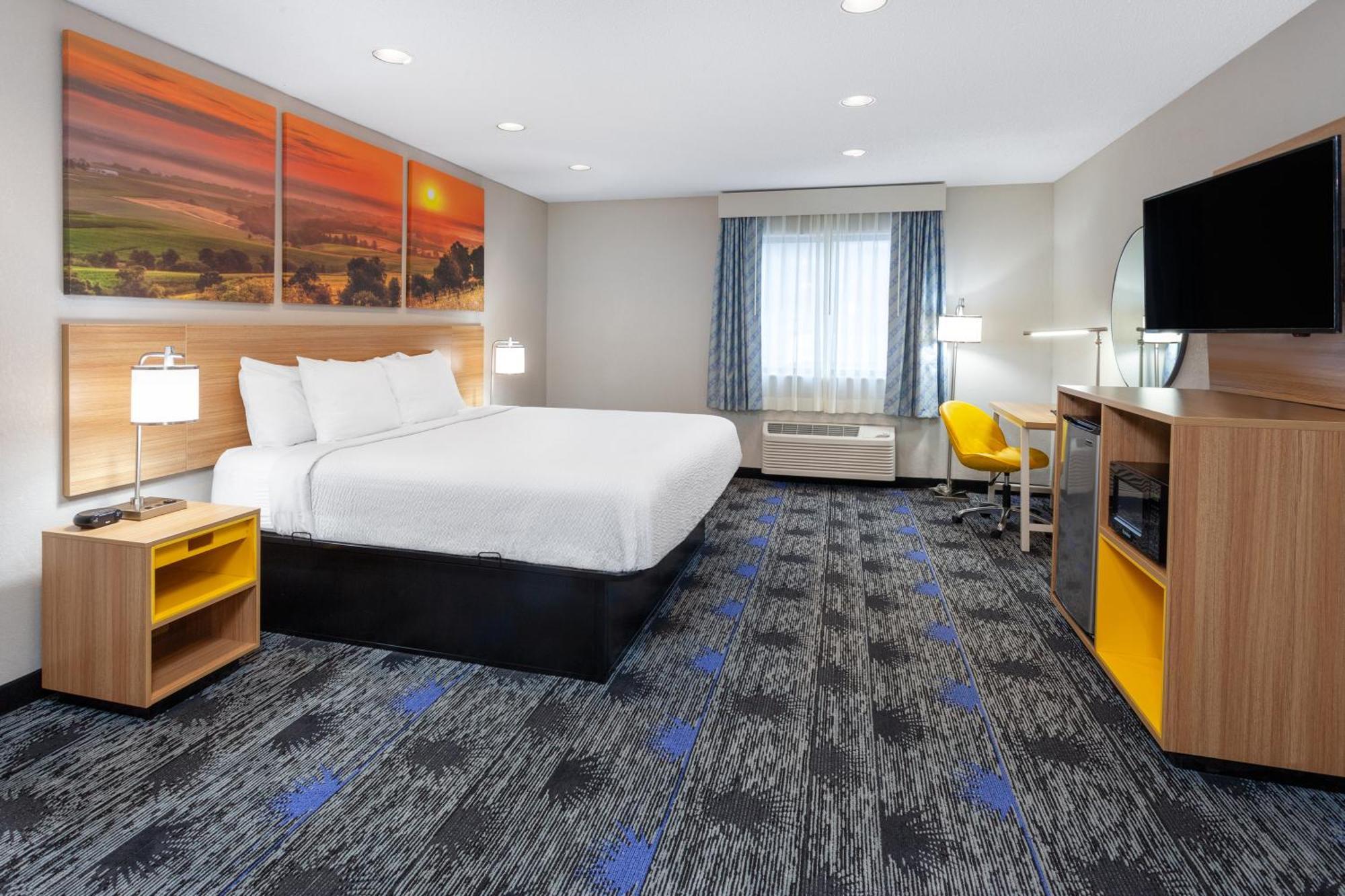 Days Inn By Wyndham Wooster Buitenkant foto